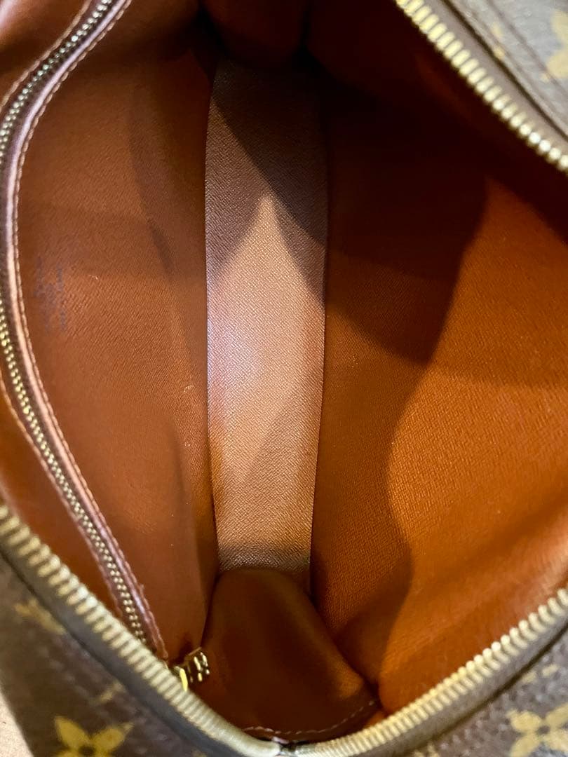 ルイヴィトン トロカデロ 27