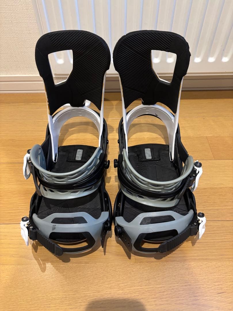 BURTON ビンディング CARTEL MサイズRe:flex 白