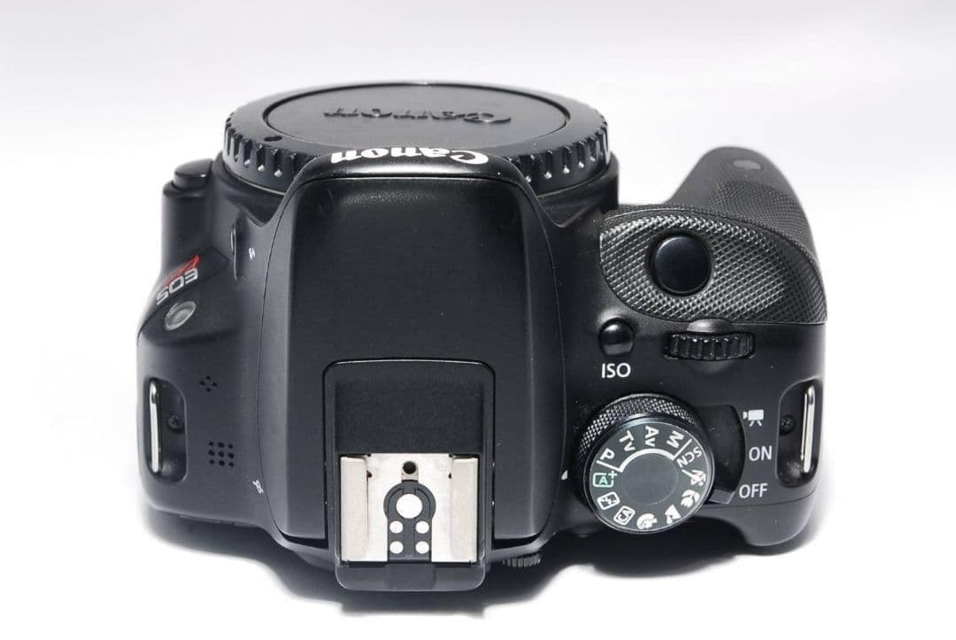 ♥超軽量・簡単操作♥キャノン Kiss X7一眼レフカメラ☆バッグ付き！