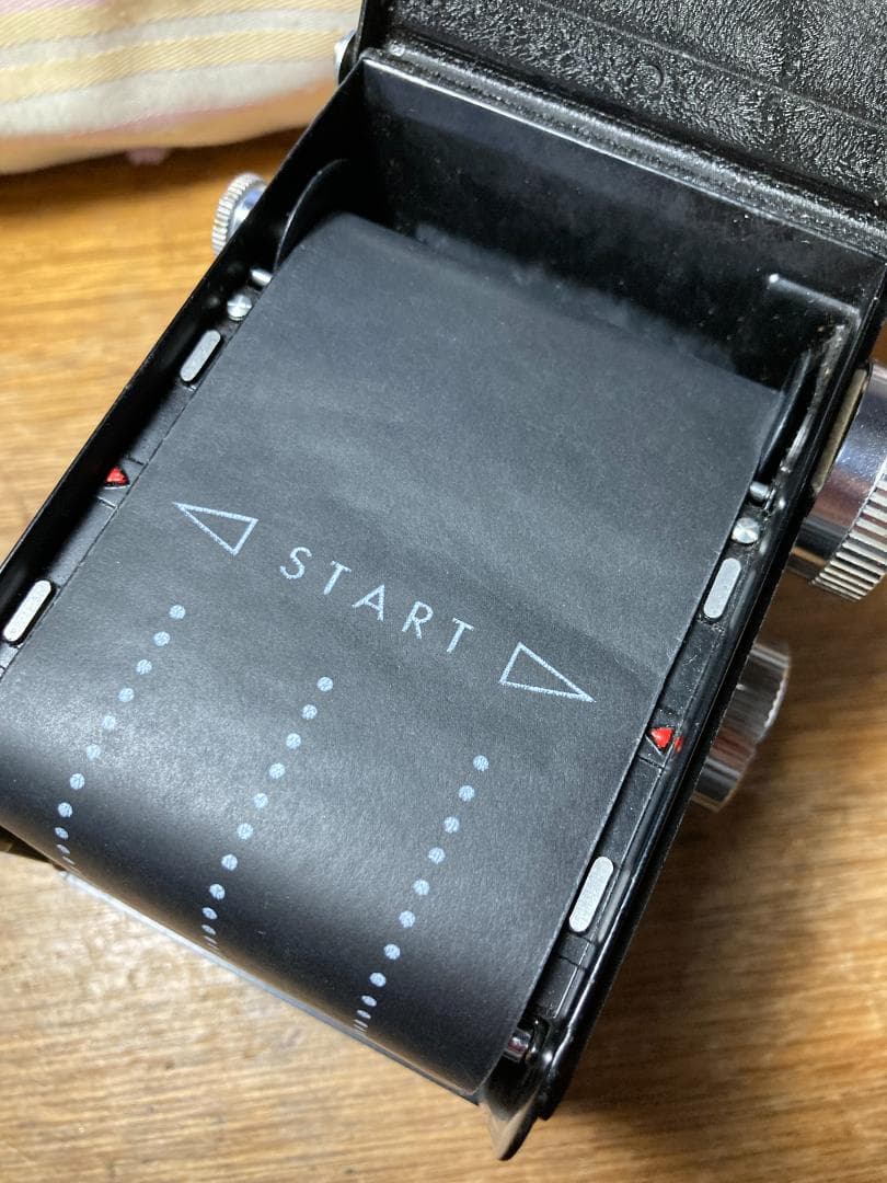 整備済 YashicaFlex C　ミラー交換・動作良好　美しい外装の二眼レフ