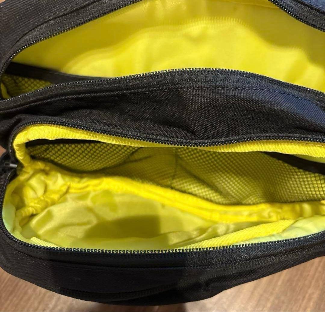 Hugoo ハグーヒップシート ショルダーバッグ型ヒップシートブラック