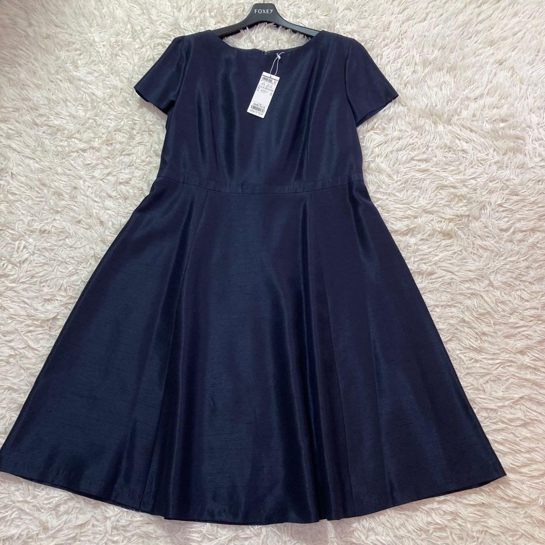 未使用タグ付　23区 46 大きいサイズ　ネイビー　セレモニーワンピース