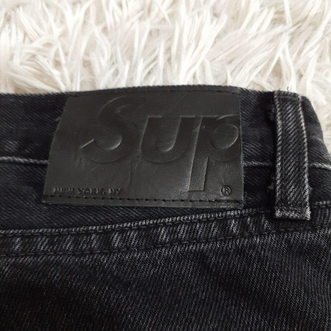 ３４　SUPREME デニム　ズボン　ジーンズ