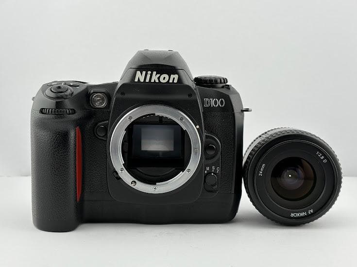 ★極上品★ニコンNIKON D100/ AF NIKKOR 24mm F2.8D