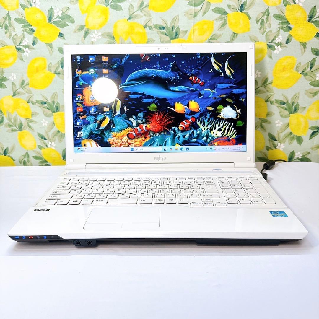 格安❤️富士通ホワイトノートパソコン‼️ネットや事務に！Windows11！