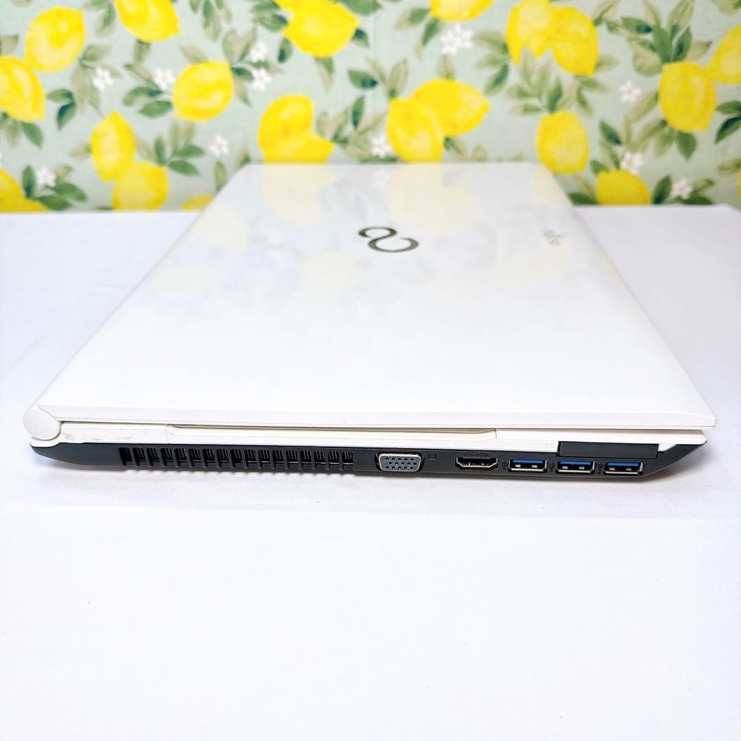 格安❤️富士通ホワイトノートパソコン‼️ネットや事務に！Windows11！