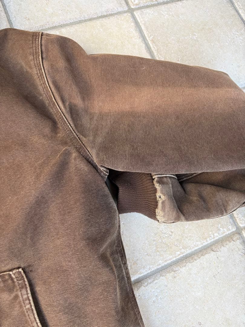 Carhartt アクティブジャケット　ダッグパーカー　　　ショート丈