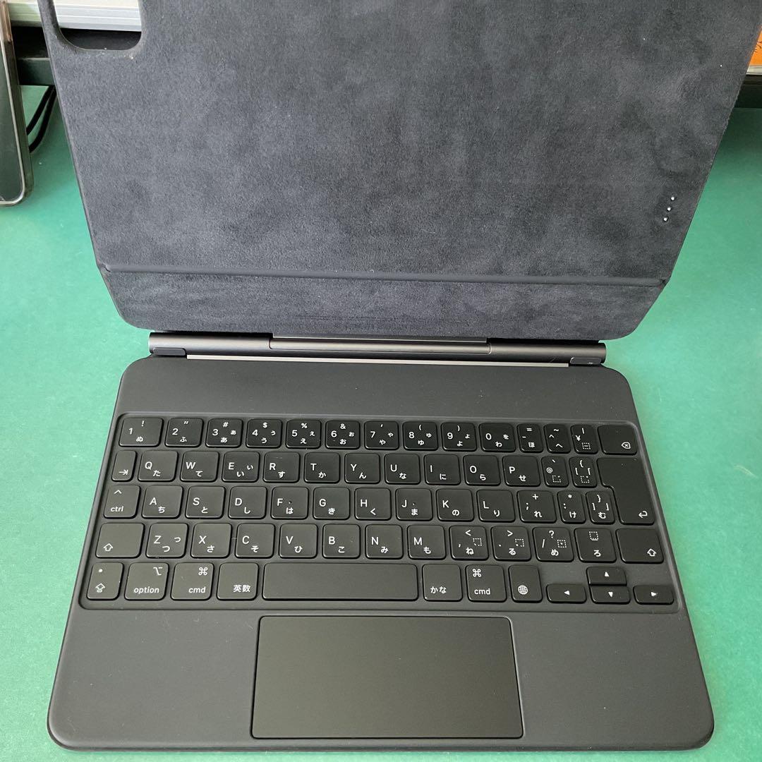 iPad 11 inch 用 Magic Keyboard