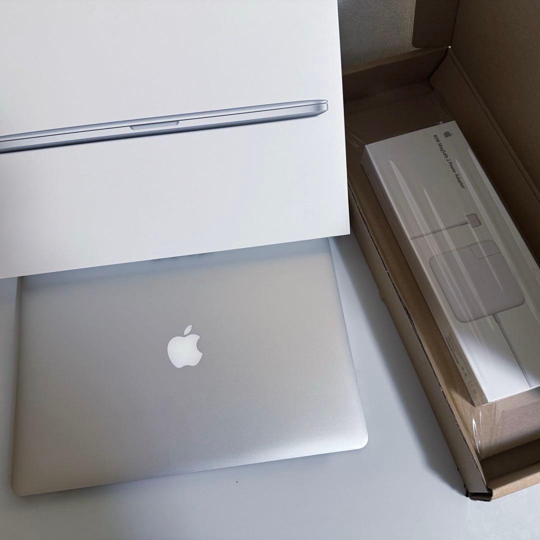 新品アダプタ付き MacbBook Pro 15インチ Mid 2014