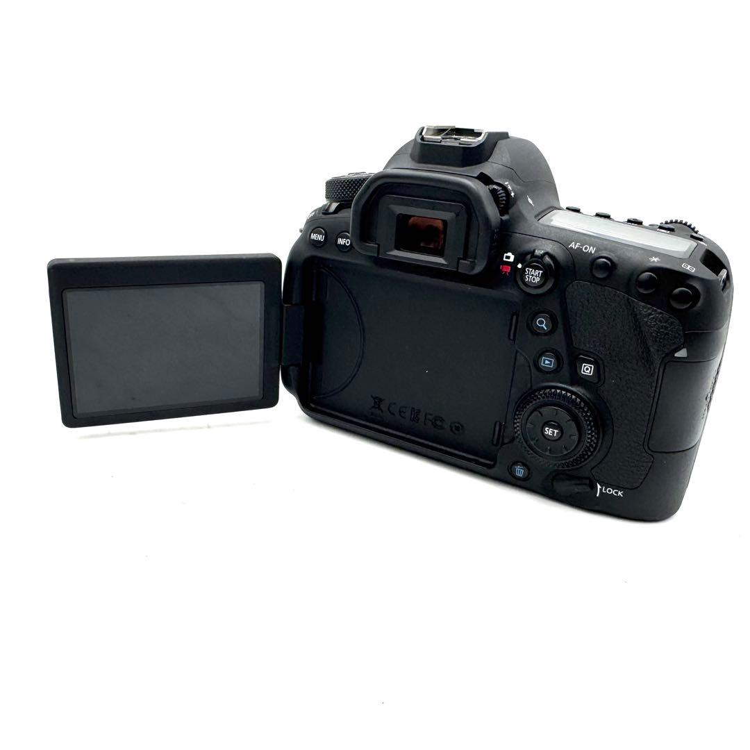 未使用級！Canon キャノン EOS 6D Mark II 2 ボディ