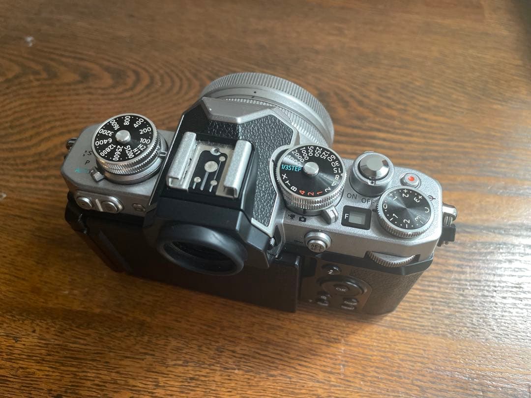 Nikon Z fc ミラーレス一眼 シルバー