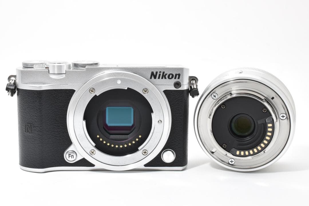 ■美品■Nikon ニコン 1 J5 電動ズームキット