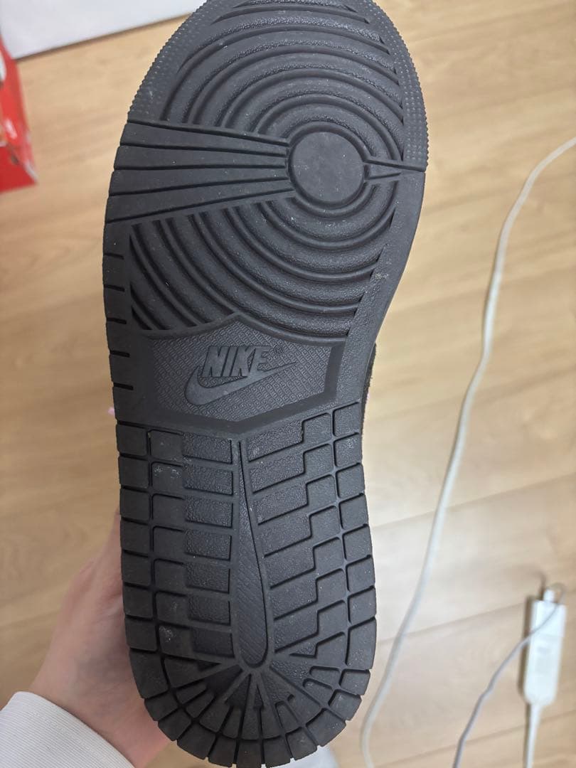 Travis Scott ×Jordan 1 Low Velvet Brown