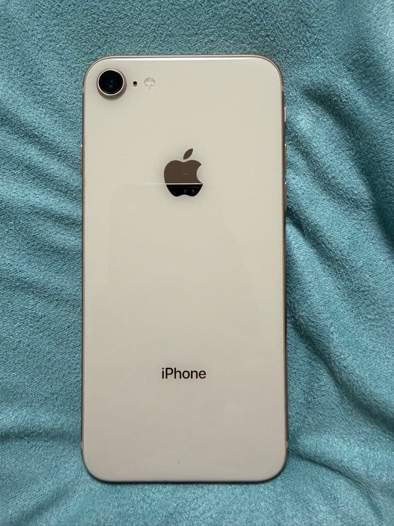 Apple iPhone 8 ローズピンク 本体