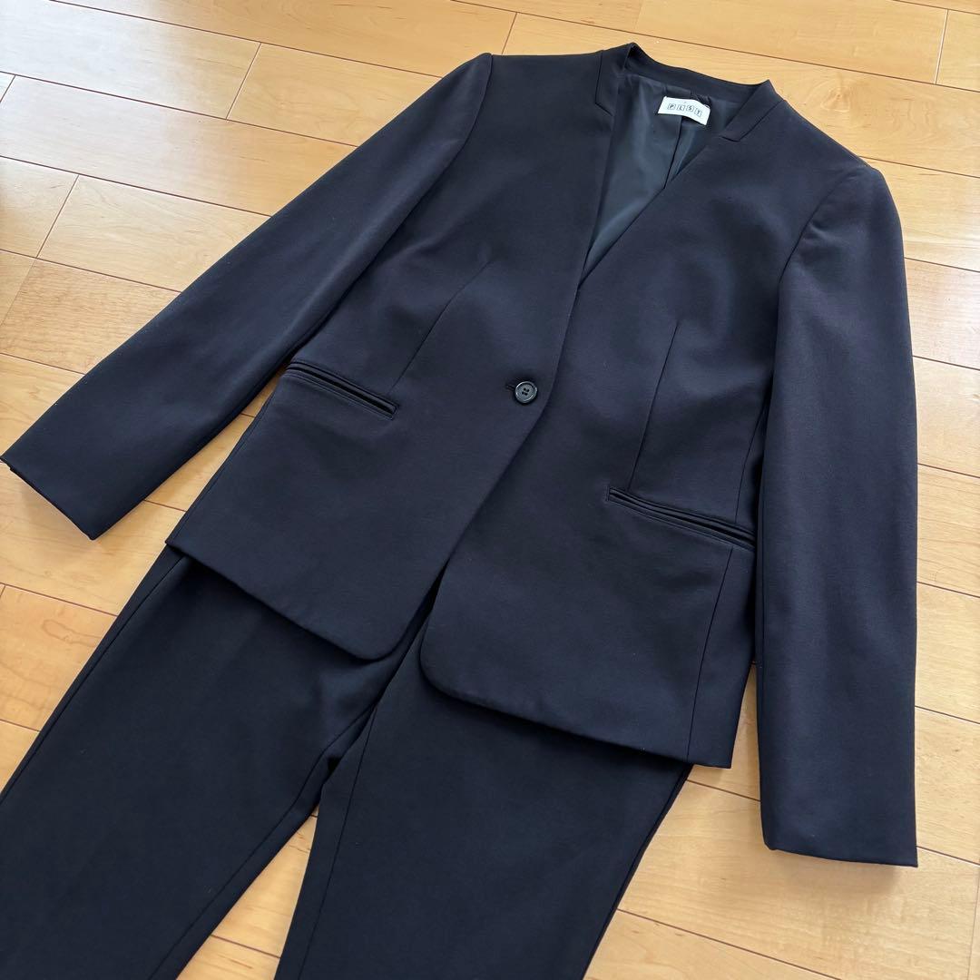美品 PLST プラステ ノーカラー セットアップ スーツ ブラック 1ボタン