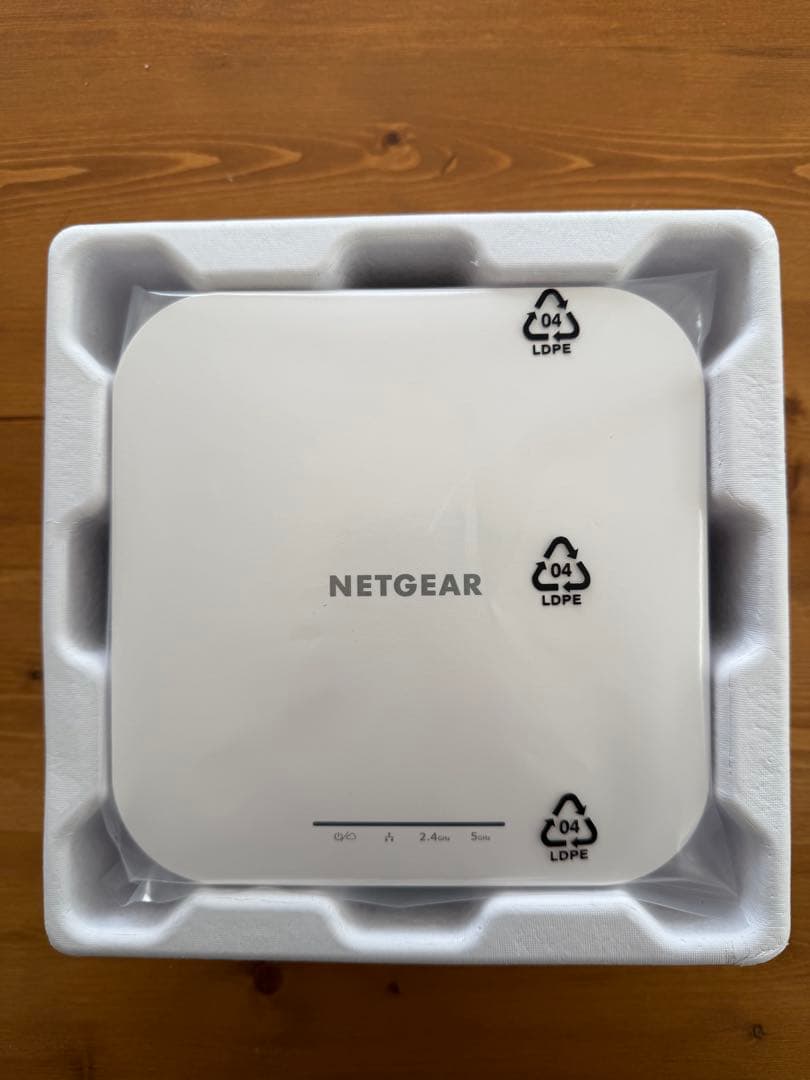 ルーター・ネットワーク機器 NETGEAR WAX610-100JPS AX1800 Insight