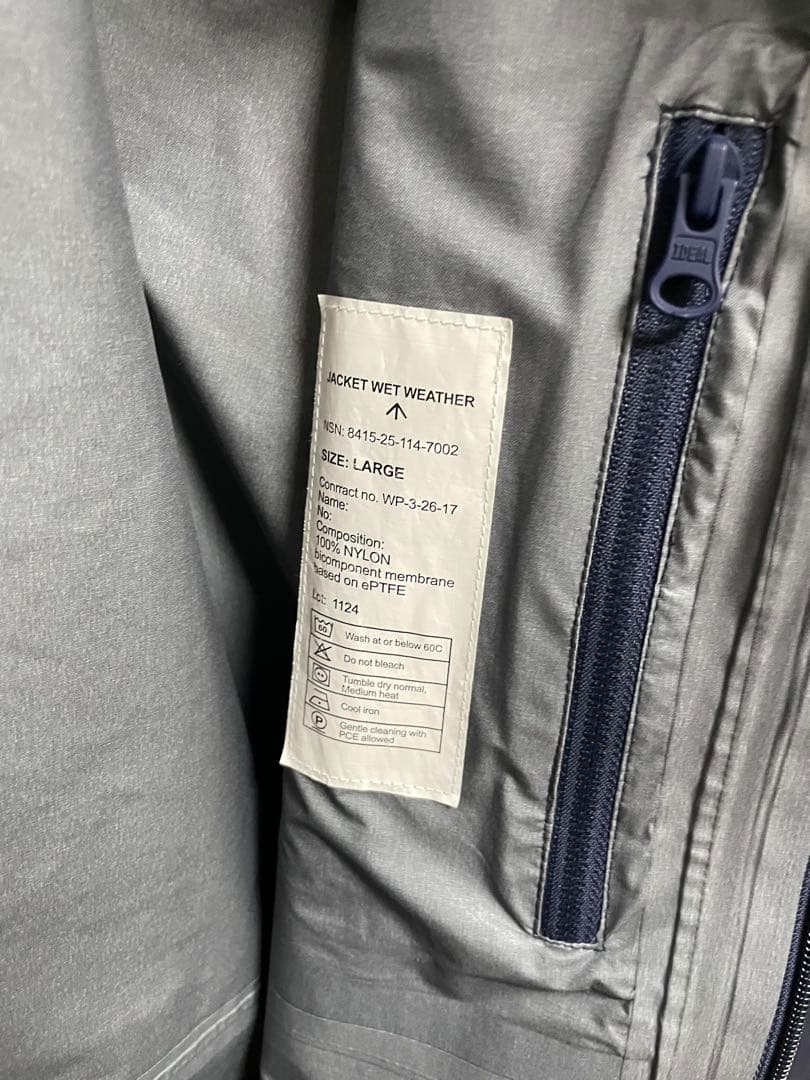 【美品】WAIPER.inc  NAVY WET WEATHER