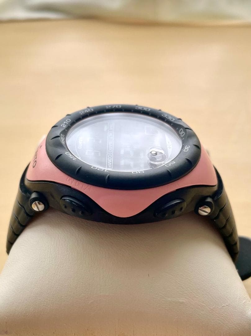 【美品/電池新】SUUNTO VECTOR ピンク
