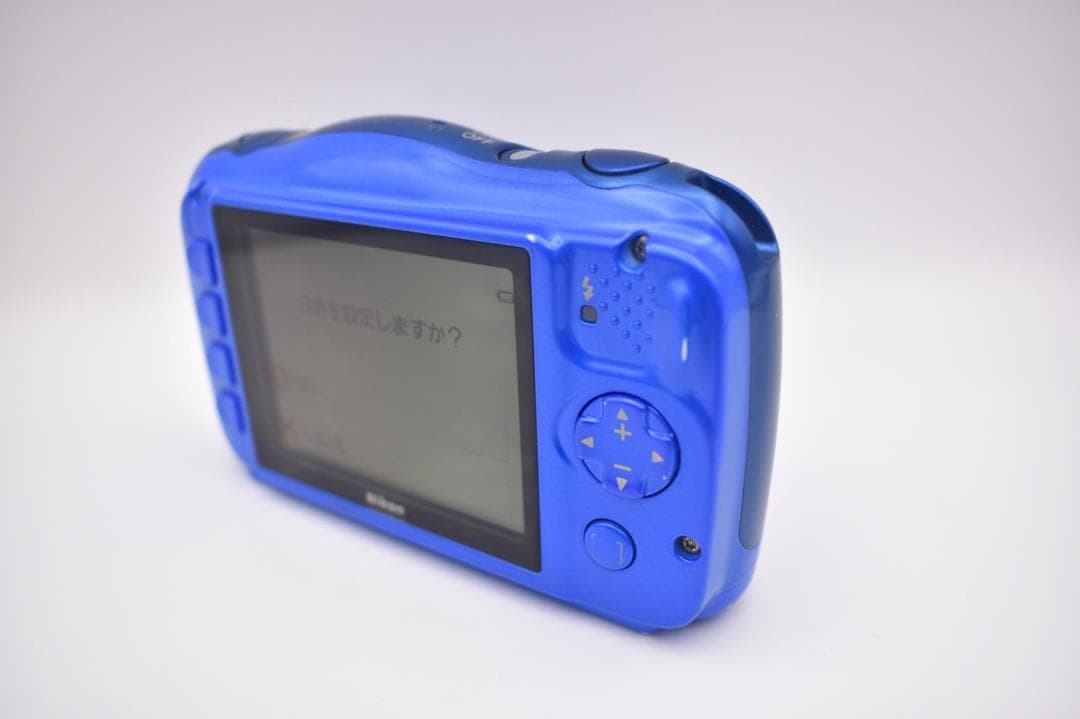 ニコン Nikon 防水デジタルカメラ　W100