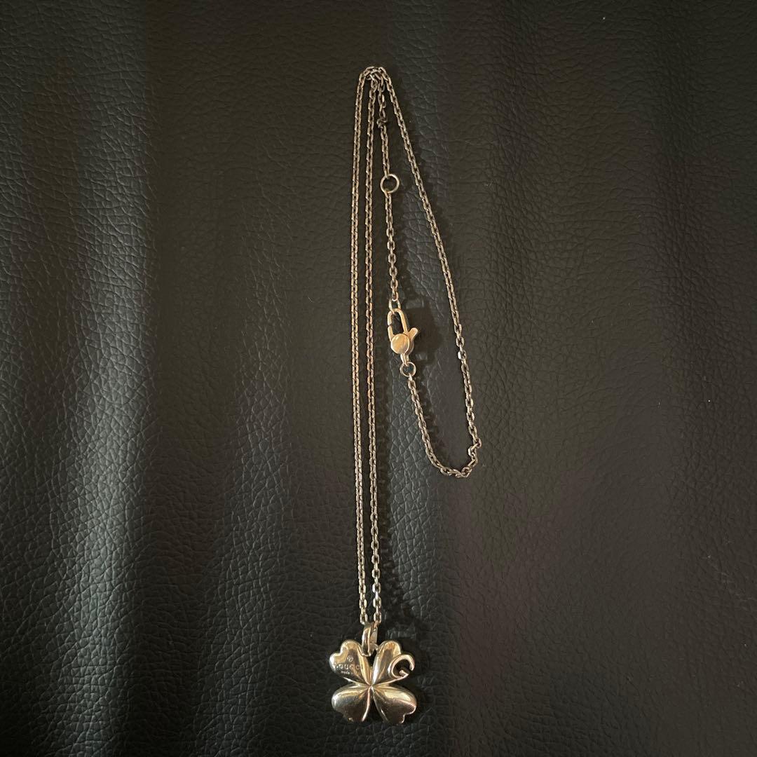 う*！様 GUCCIクローバー型 ネックレス