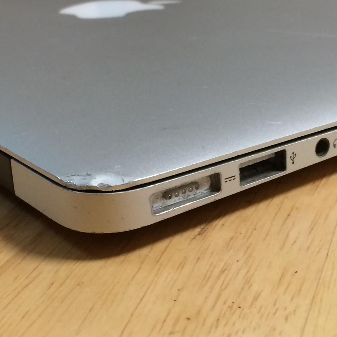 MacBook本体 MacBook Air (11-inch, Mid2013) 8G / 128G