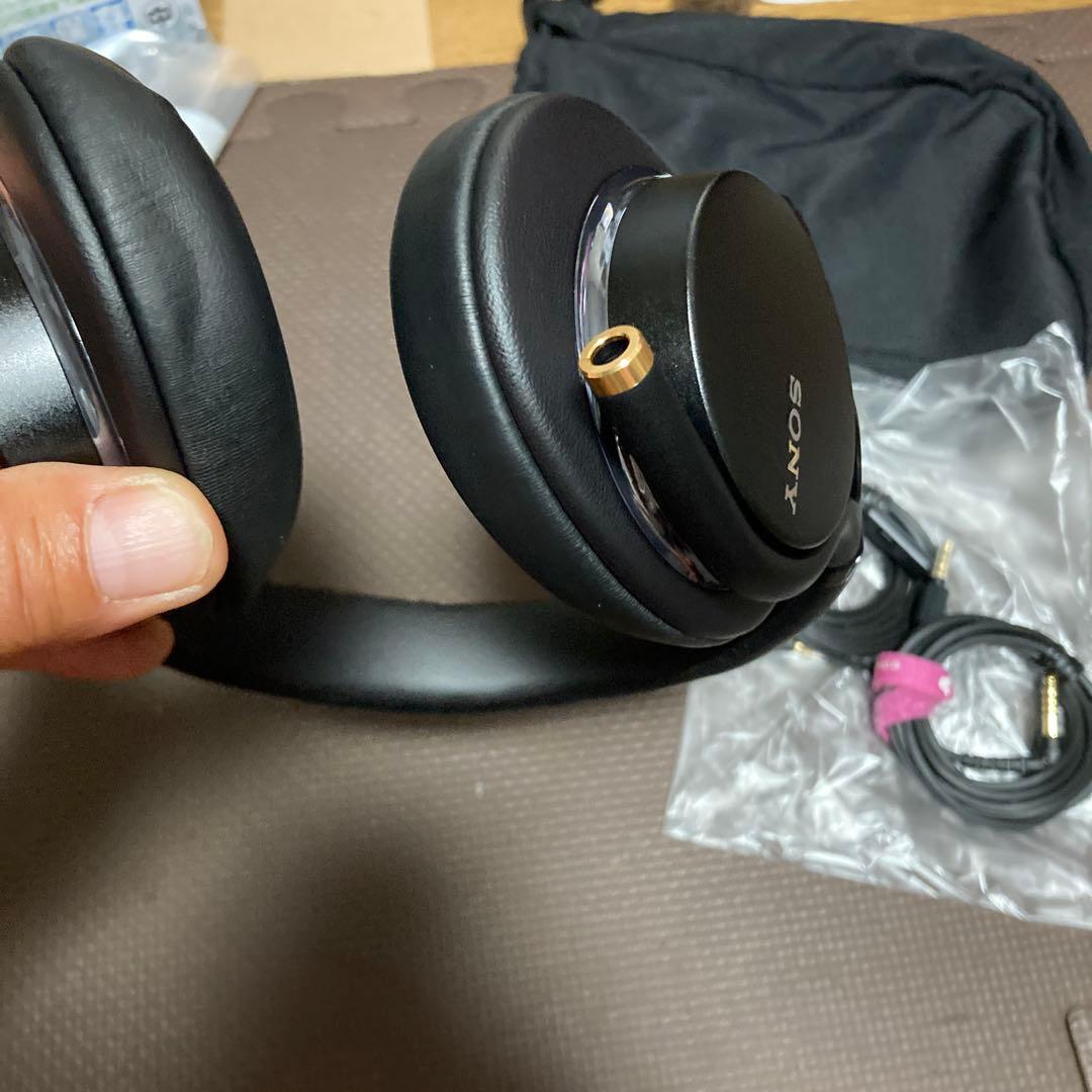 【ほぼ未使用品】ソニー MDR-1AM2-B ステレオヘッドホン ブラック、