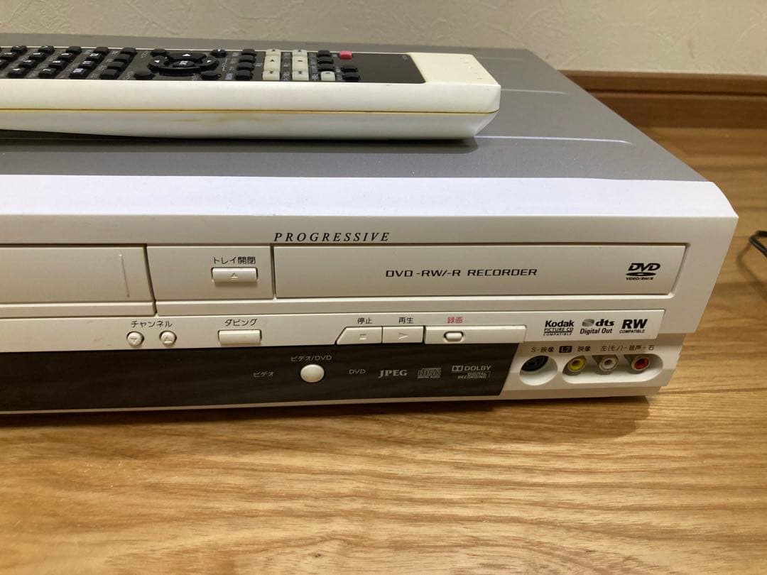 DXアンテナ DVD/VHSレコーダー【DV2011 E7】