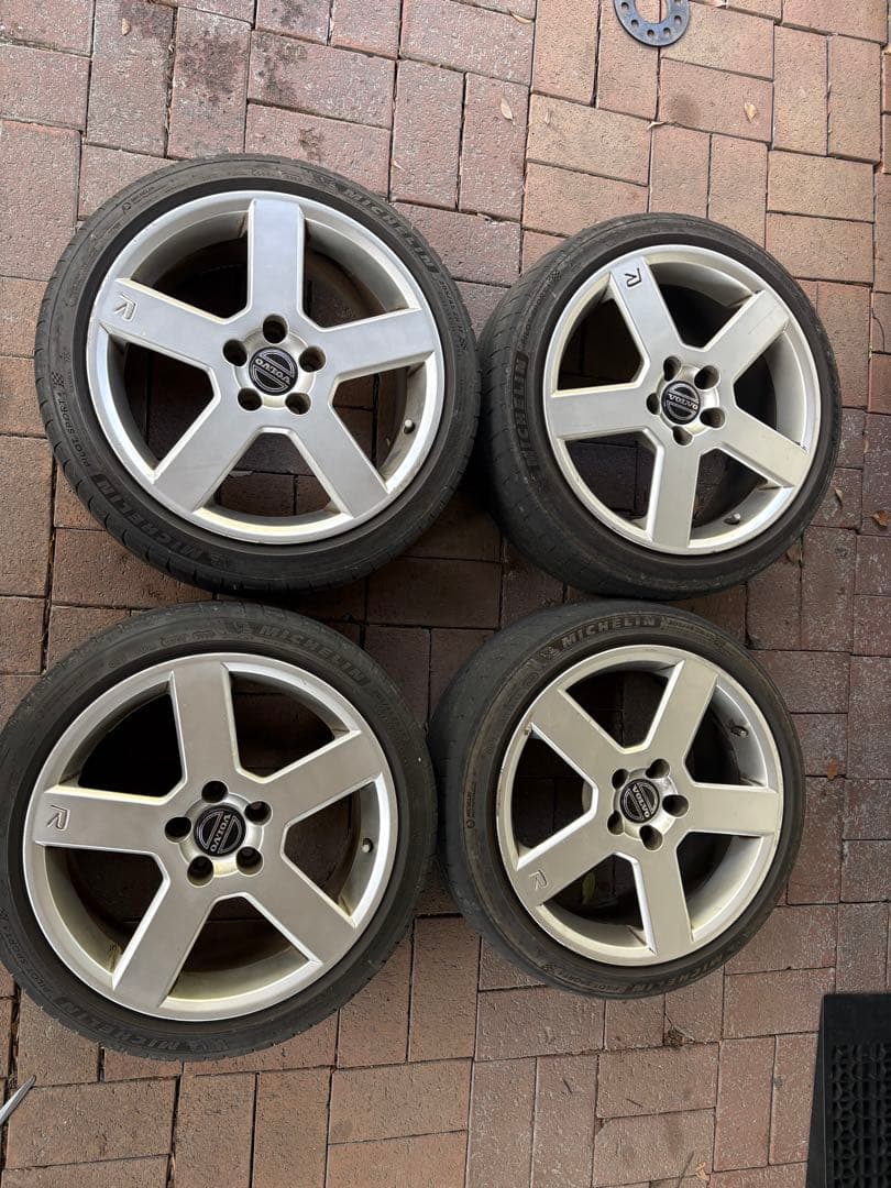 ボルボ V70R 純正ホイールセット