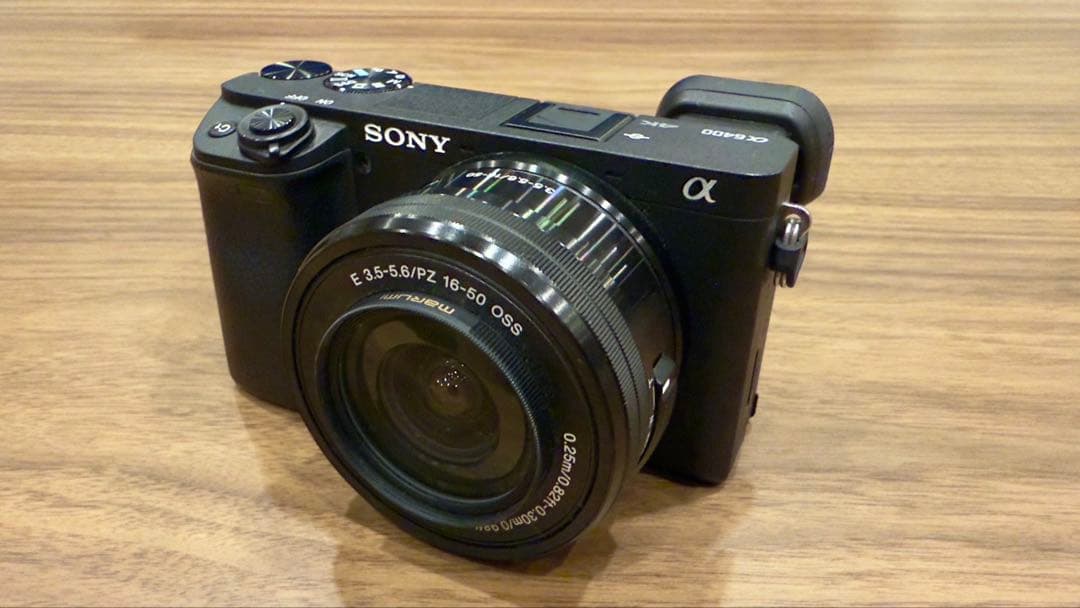 SONY α6400 ミラーレス一眼 ＋ 16-50mm 電動ズームレンズキット