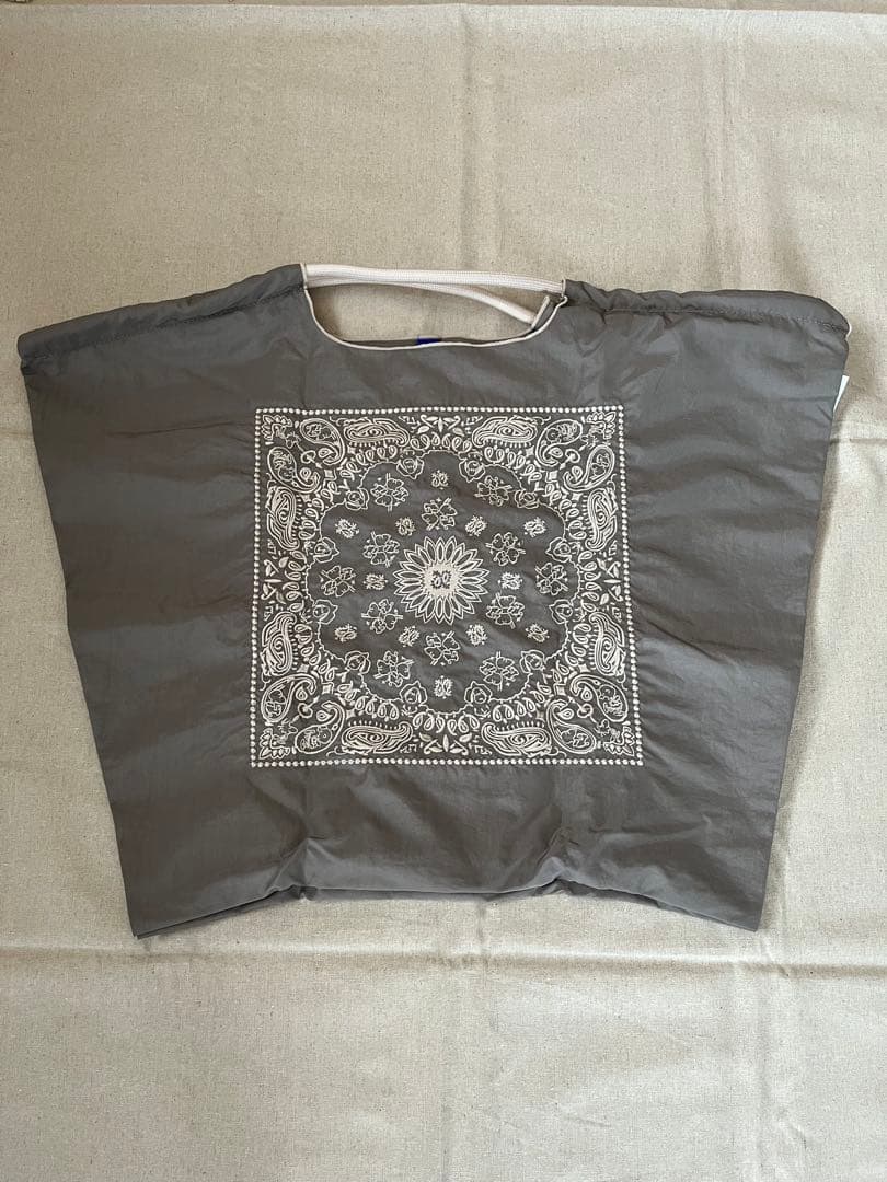 【未使用】Ball&chain スヌーピー　バンダナ柄　グレーL