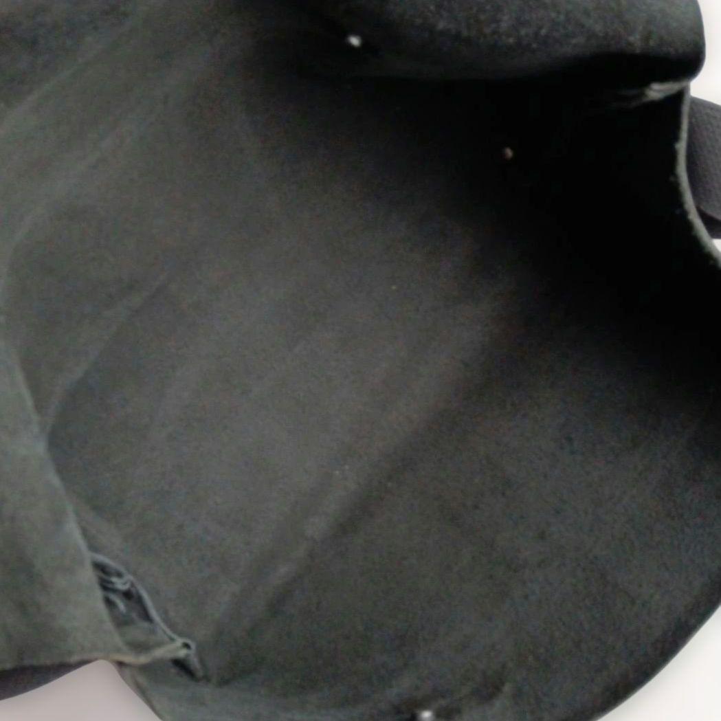 Uni＆co メッセンジャーバッグ　レザー　ブラック　Mサイズ