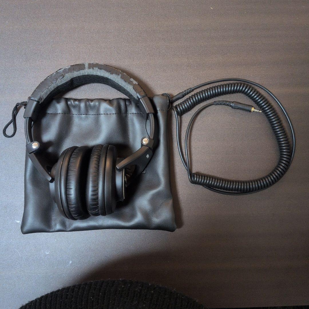 ヘッドホン 「SHURE SRH840」