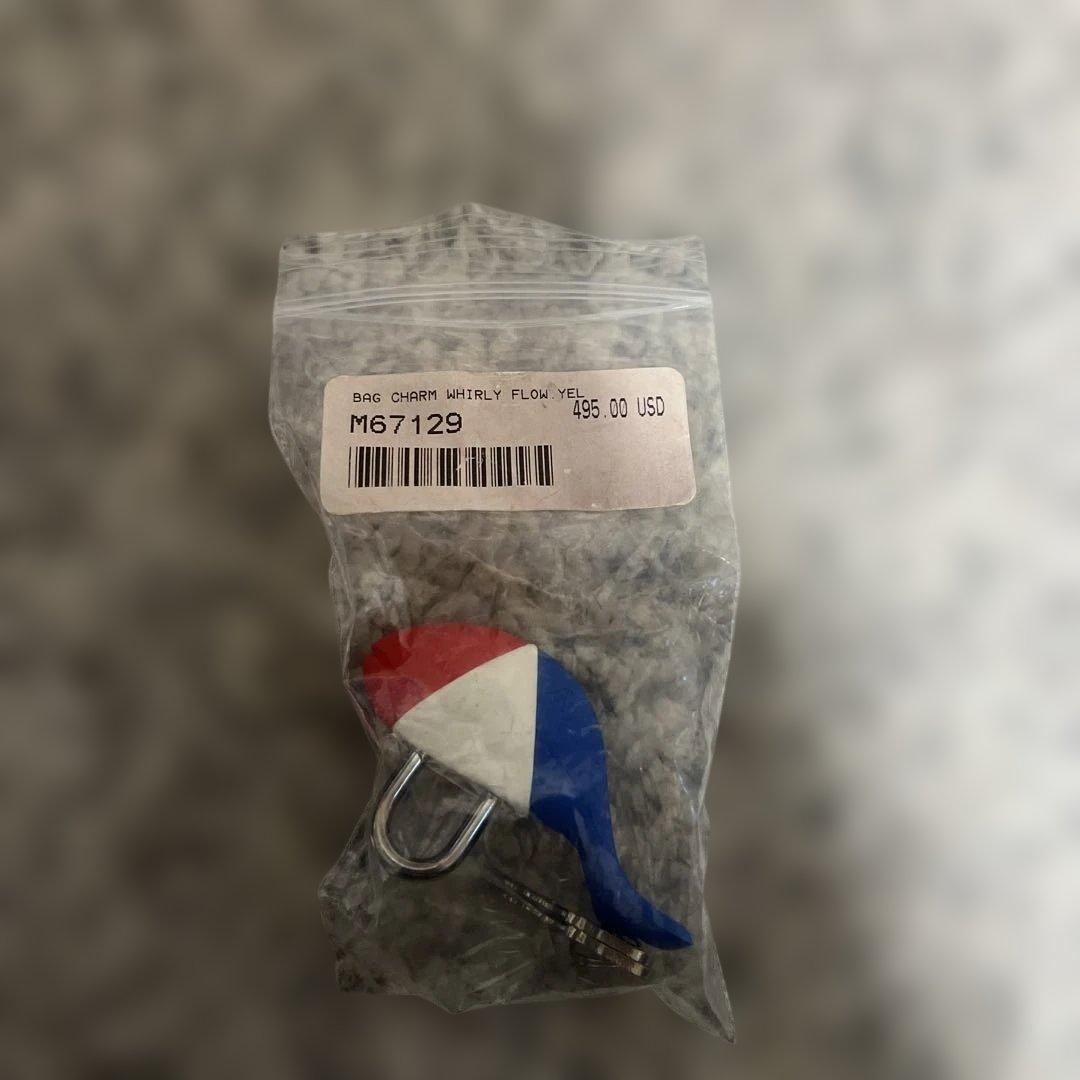 LOUIS VUITTON ルイヴィトン カップ南京錠シルバー