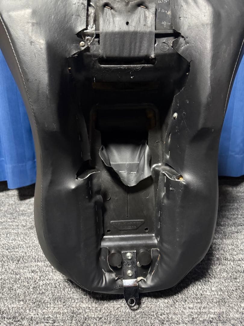 ハーレー FLHTK エレクトラグライド ウルトラリミテッド 純正 シート