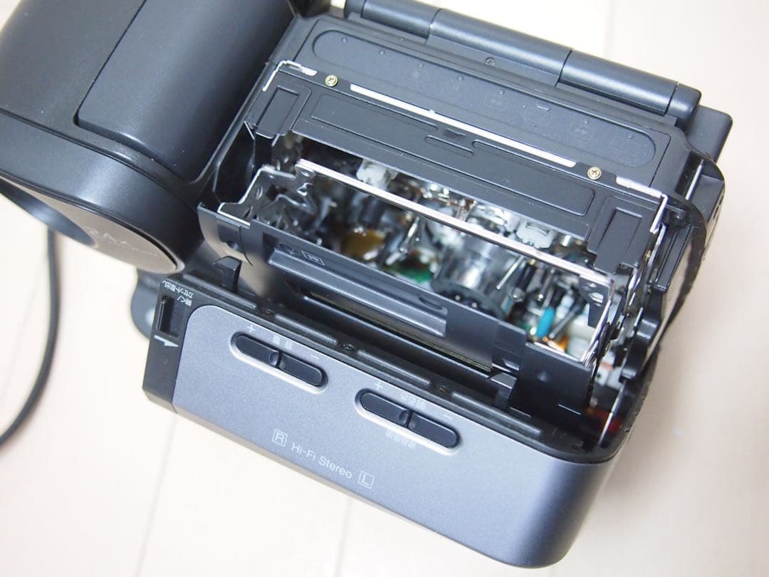 SONY Handycam video Hi8 CCD-RV100 ビデオカメラ