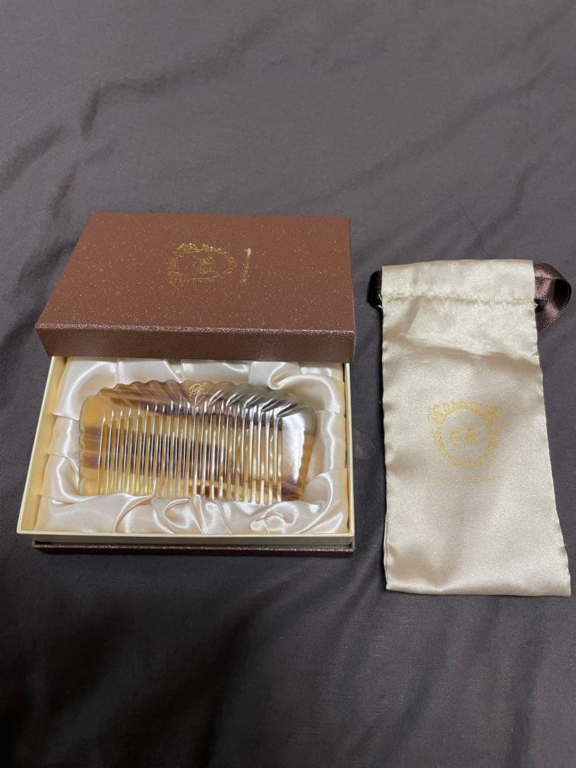 ステファニーコーム　ハニーラヴァーズ　Honey Lovers