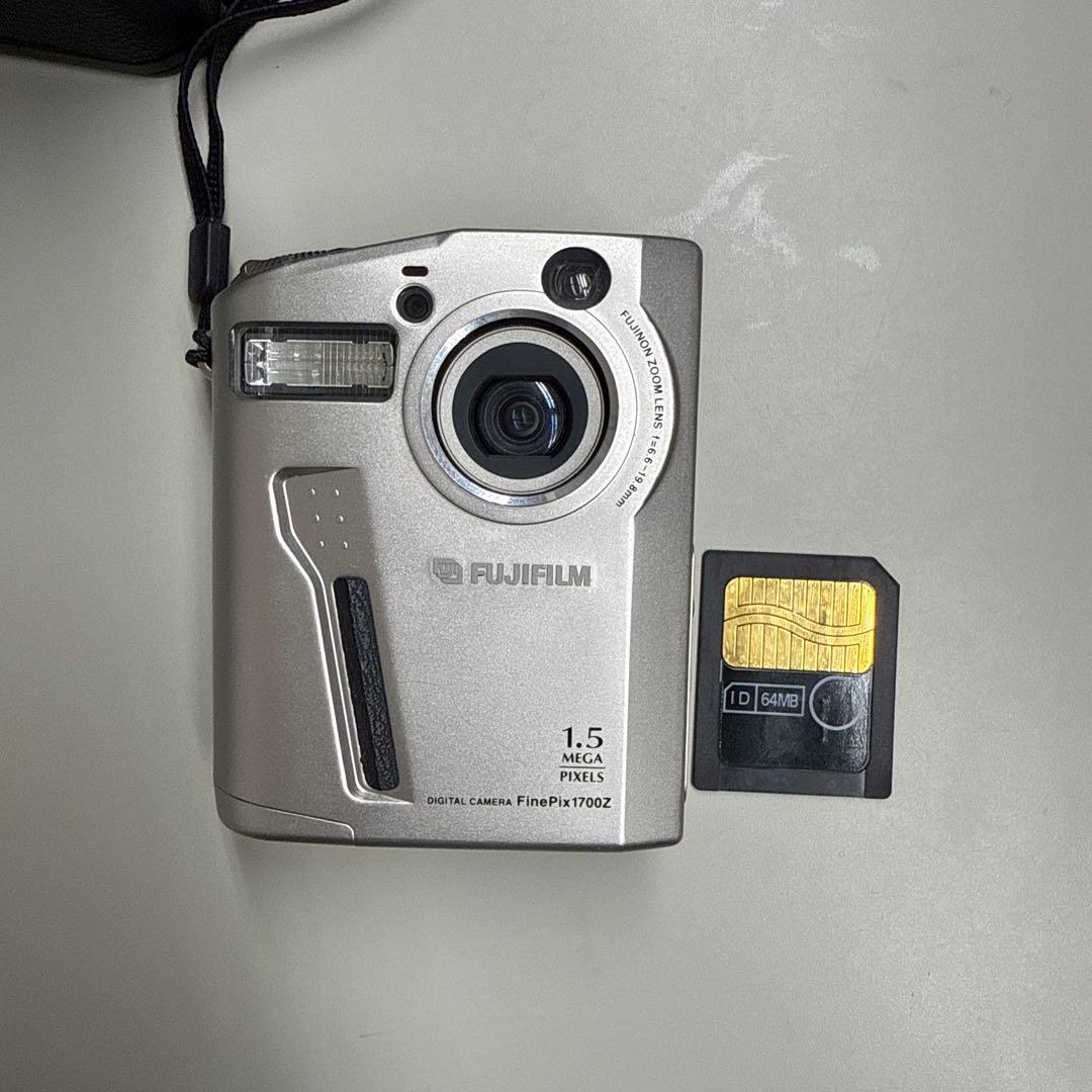 ジャンク品　カメラ4個