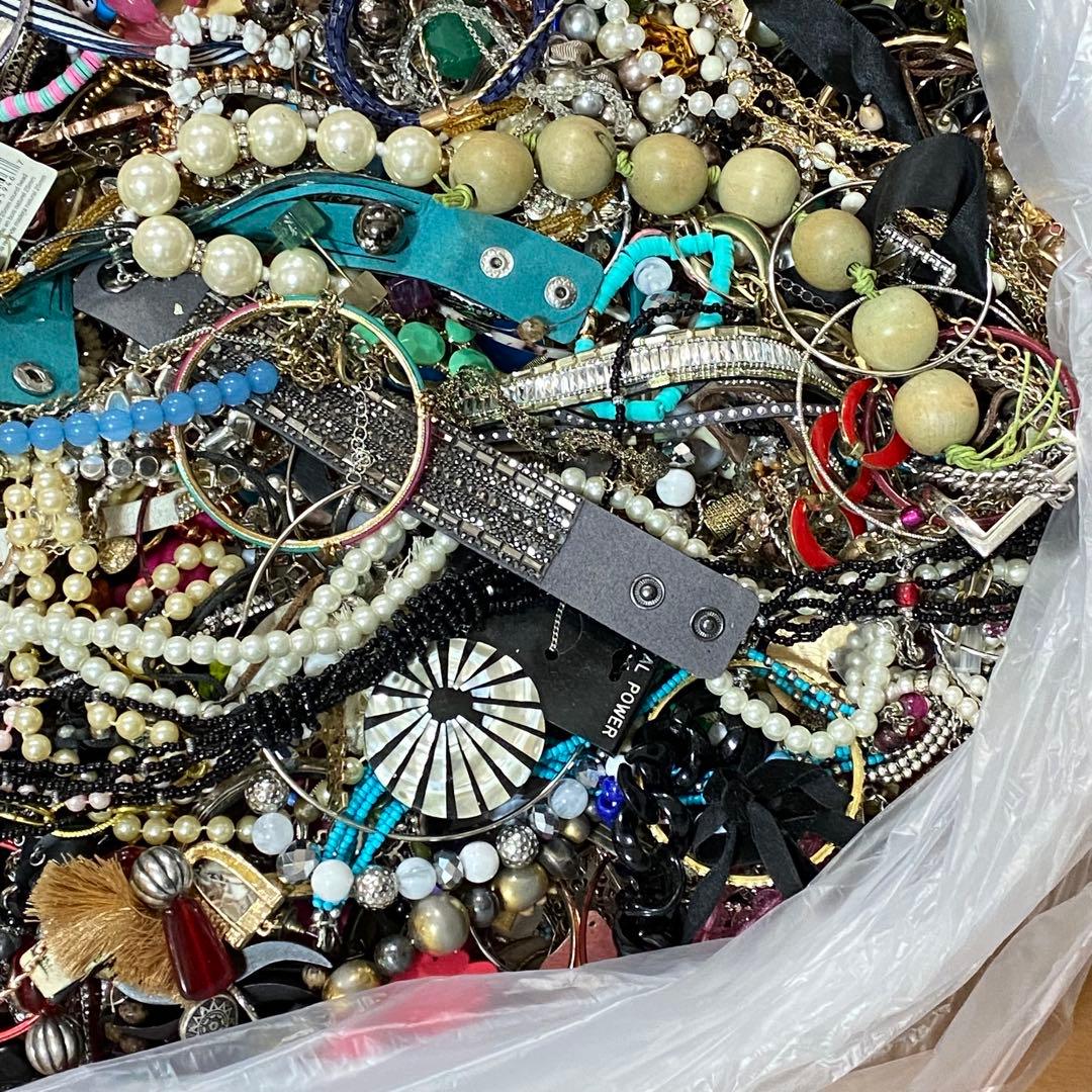 大量まとめ売り　ジャンク　未選別　アクセサリー色々②　約11.6㎏　ネックレス他