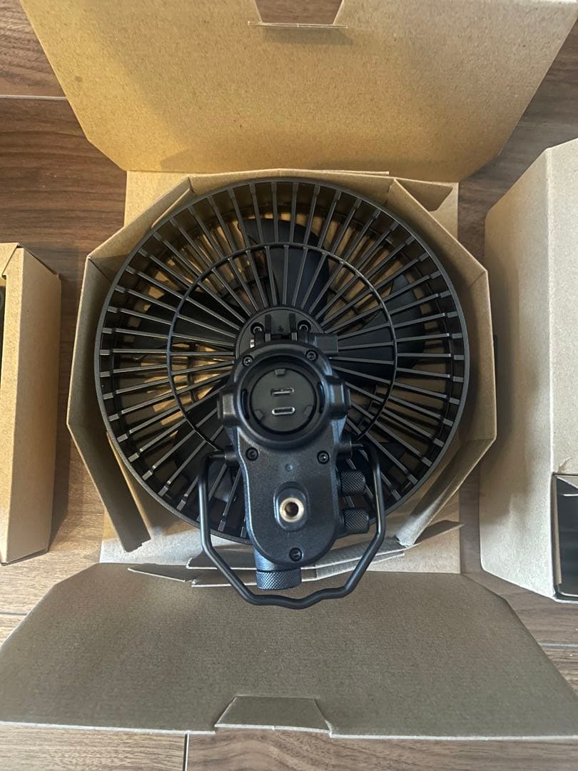 NESTOUT ネストアウト FAN ファン三脚付き ブラック　サーキュレーター