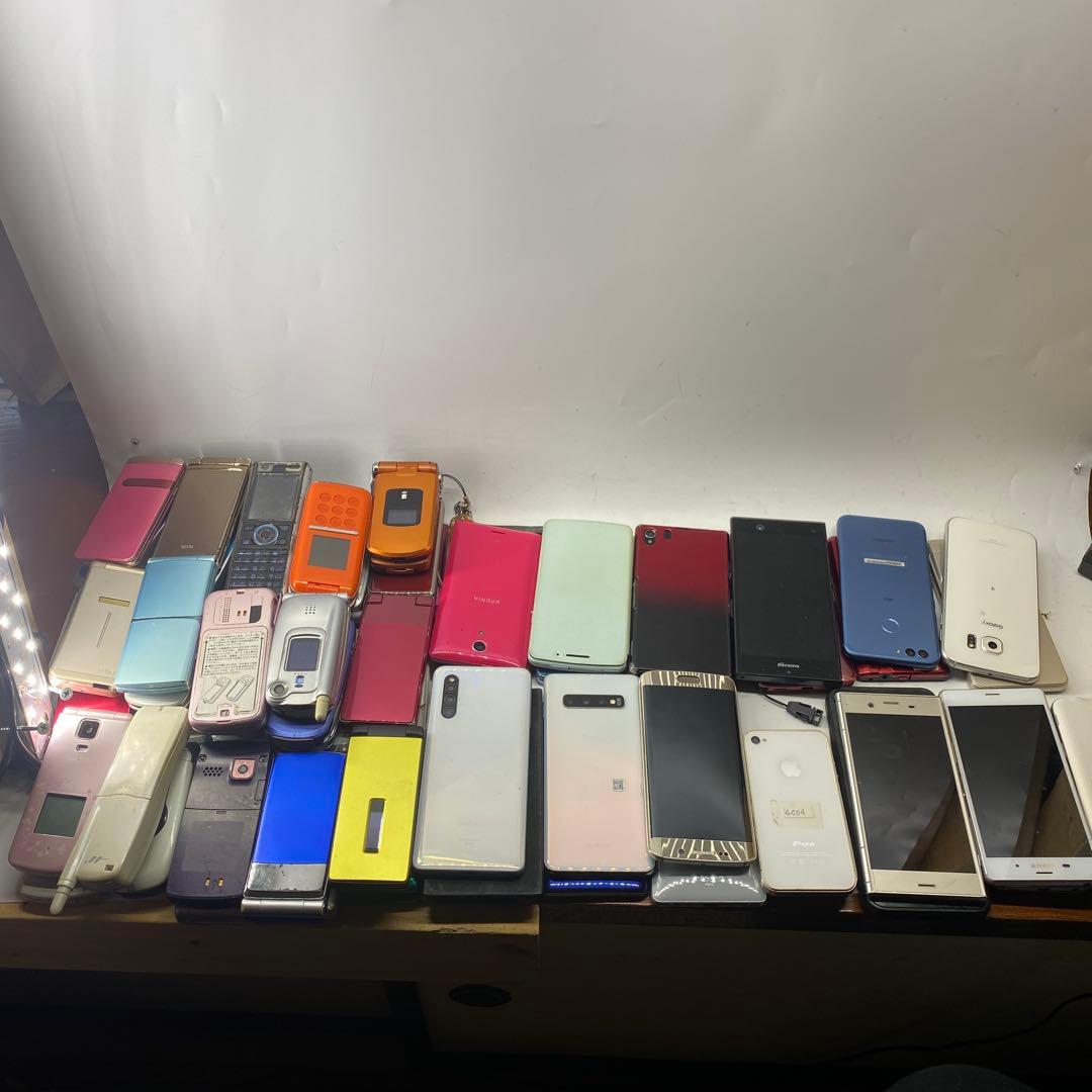 ガラケー　スマホ　まとめ売り　57個