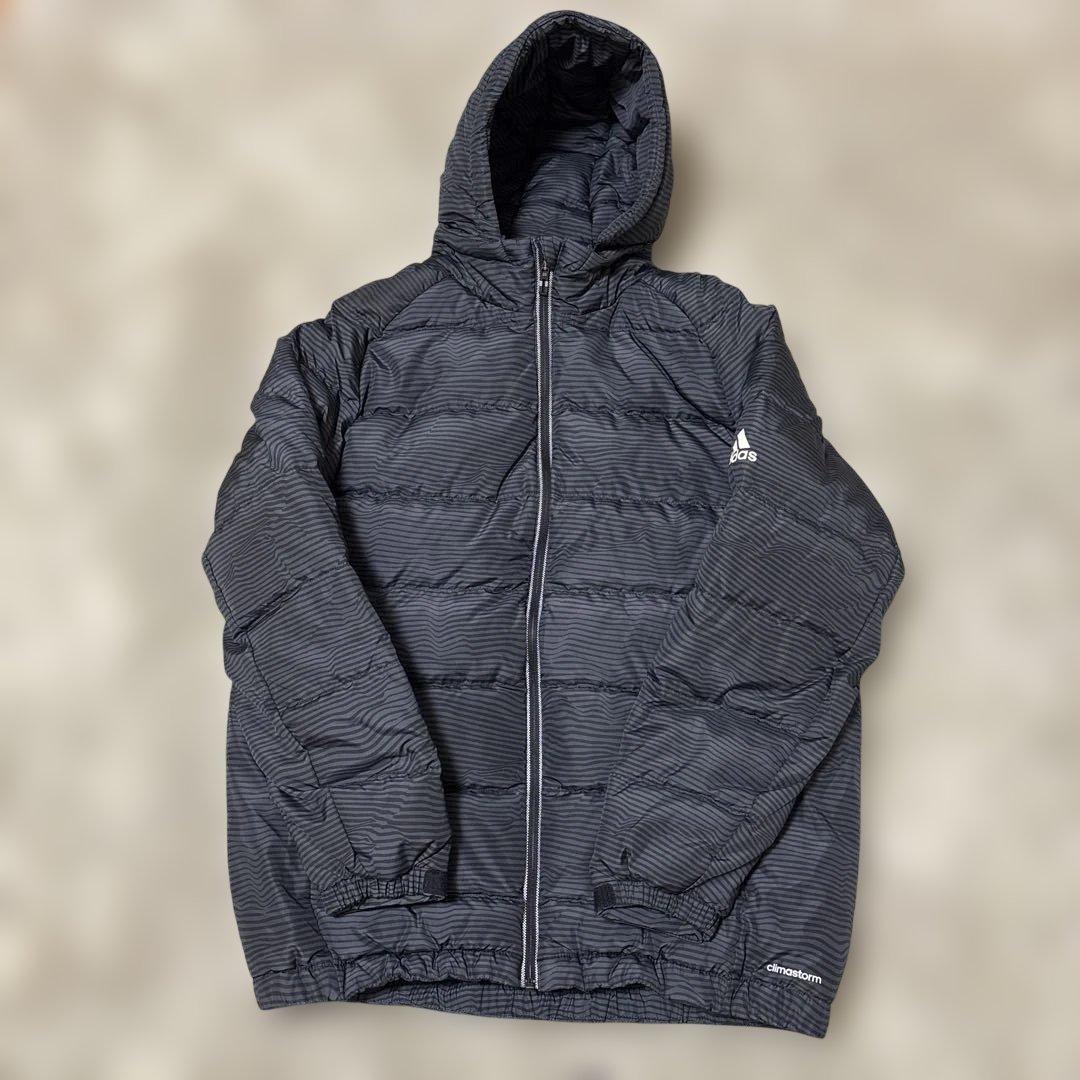 アディダス　adidas ダウンジャケット フード付き 2XO