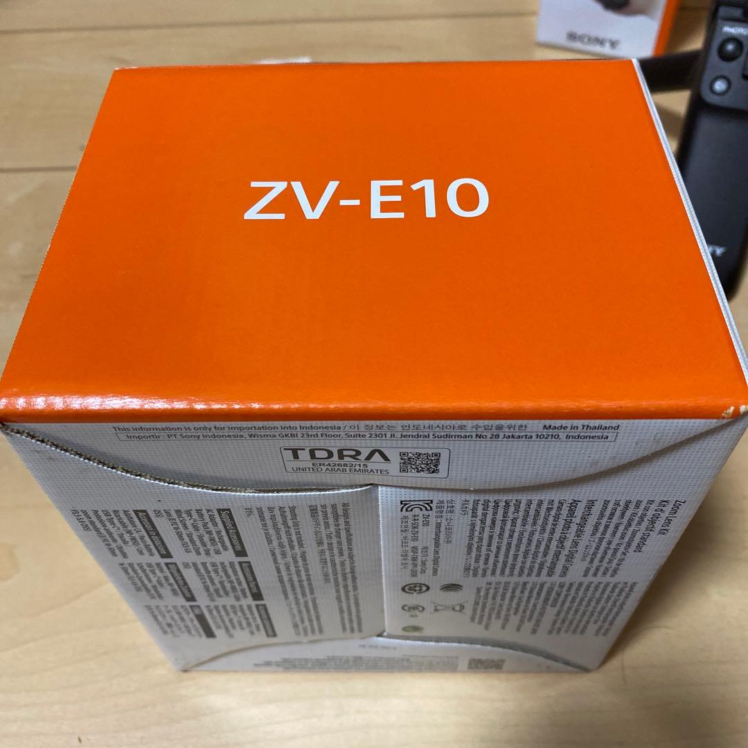 SONY ZV-E10 レンズキット　シューティンググリップ　充電器