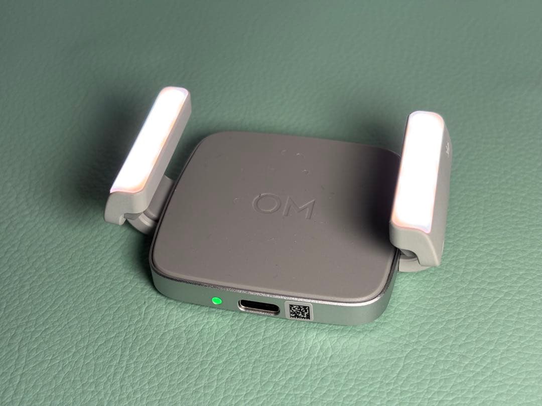 DJI Osmo Mobile 6 スタビライザー ケース&補助ライト付き