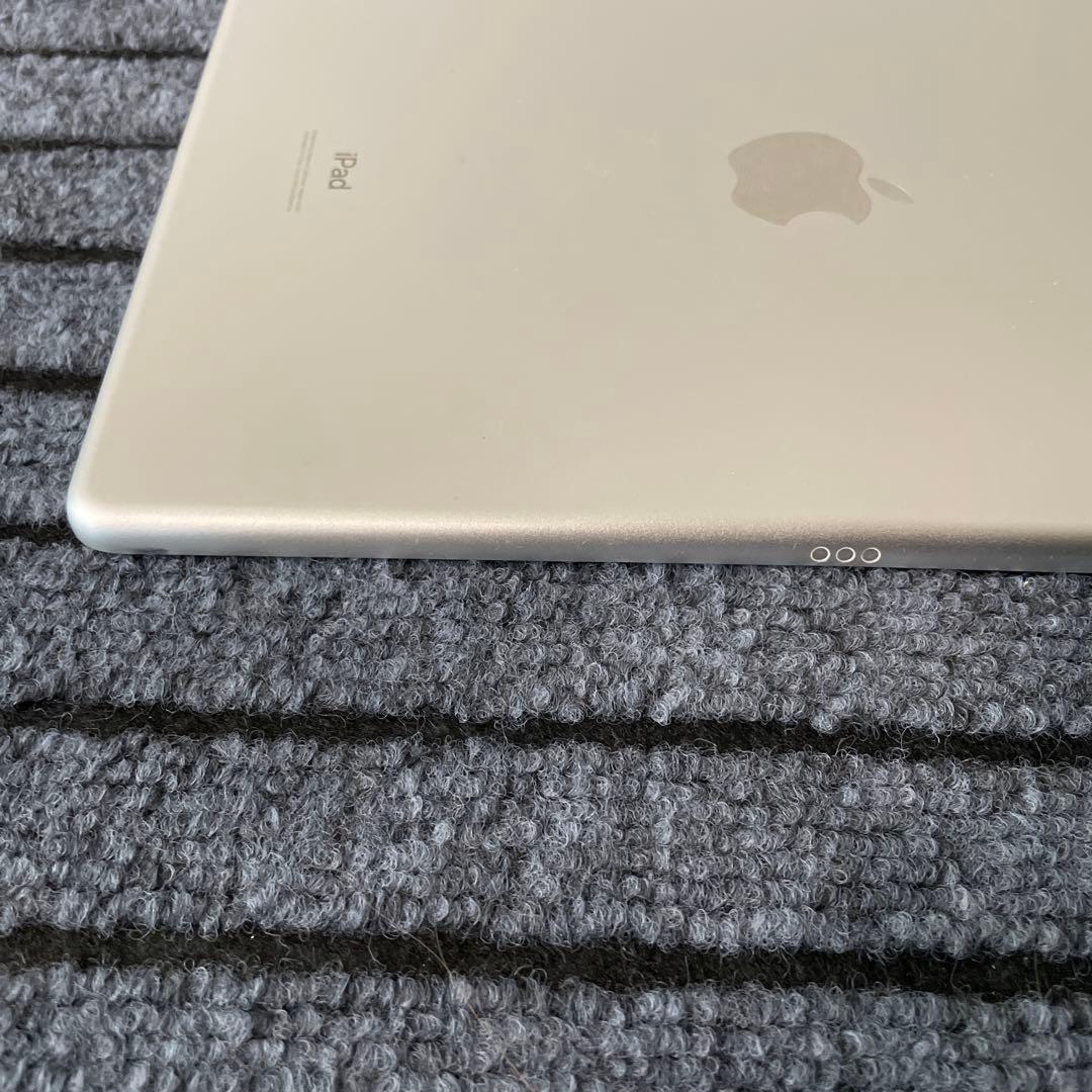 75【早い者勝ち】 iPad 7世代 32GB Wi-Fi シルバー
