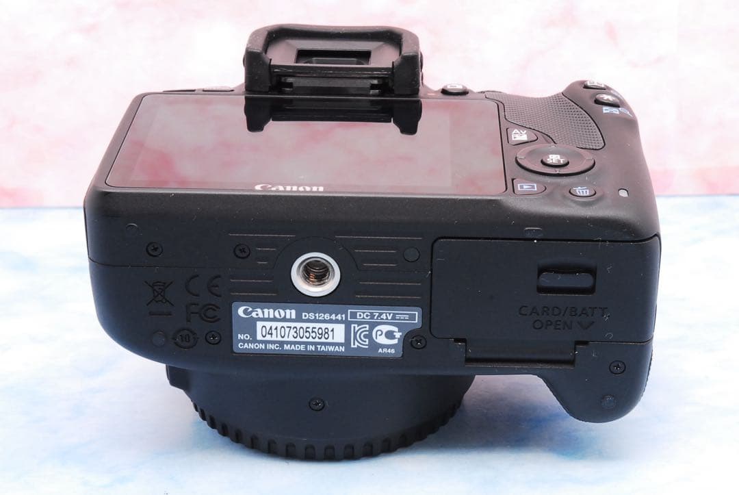 キャノン Kiss X7★S数極少★一眼レフカメラ★軽量＆高性能★初心者向け