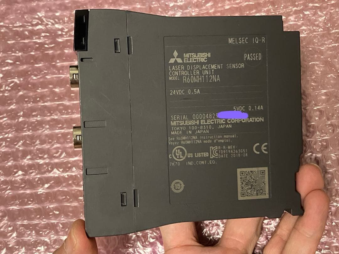 三菱電機　レーザ変位センサコントローラユニット　2セット4入力分