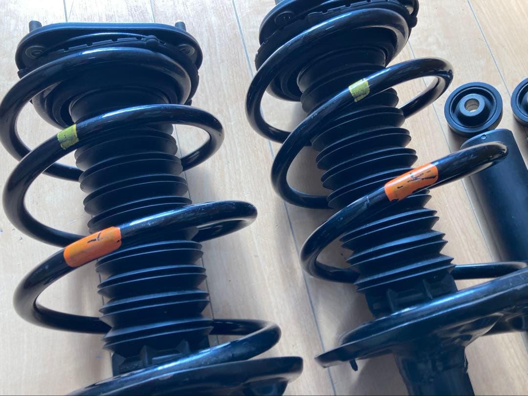 ★AGH30W アルファード ヴェルファイア 純正 サスキット