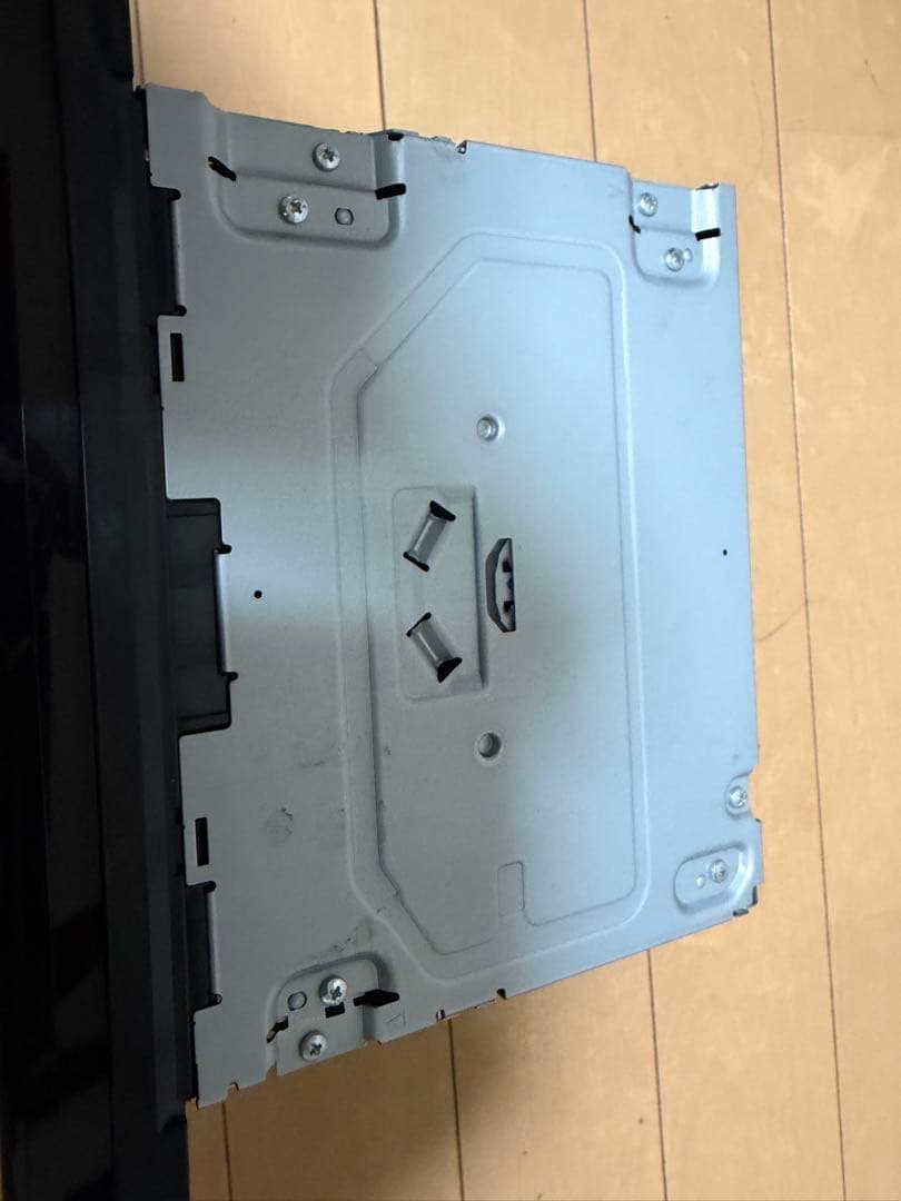 AVIC-RQ911 9インチナビ