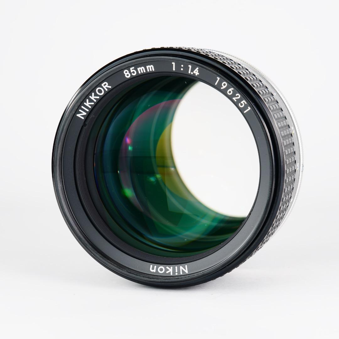 【極美品】動作◎ ニコン Ai-s Nikkor 85mm F1.4 257