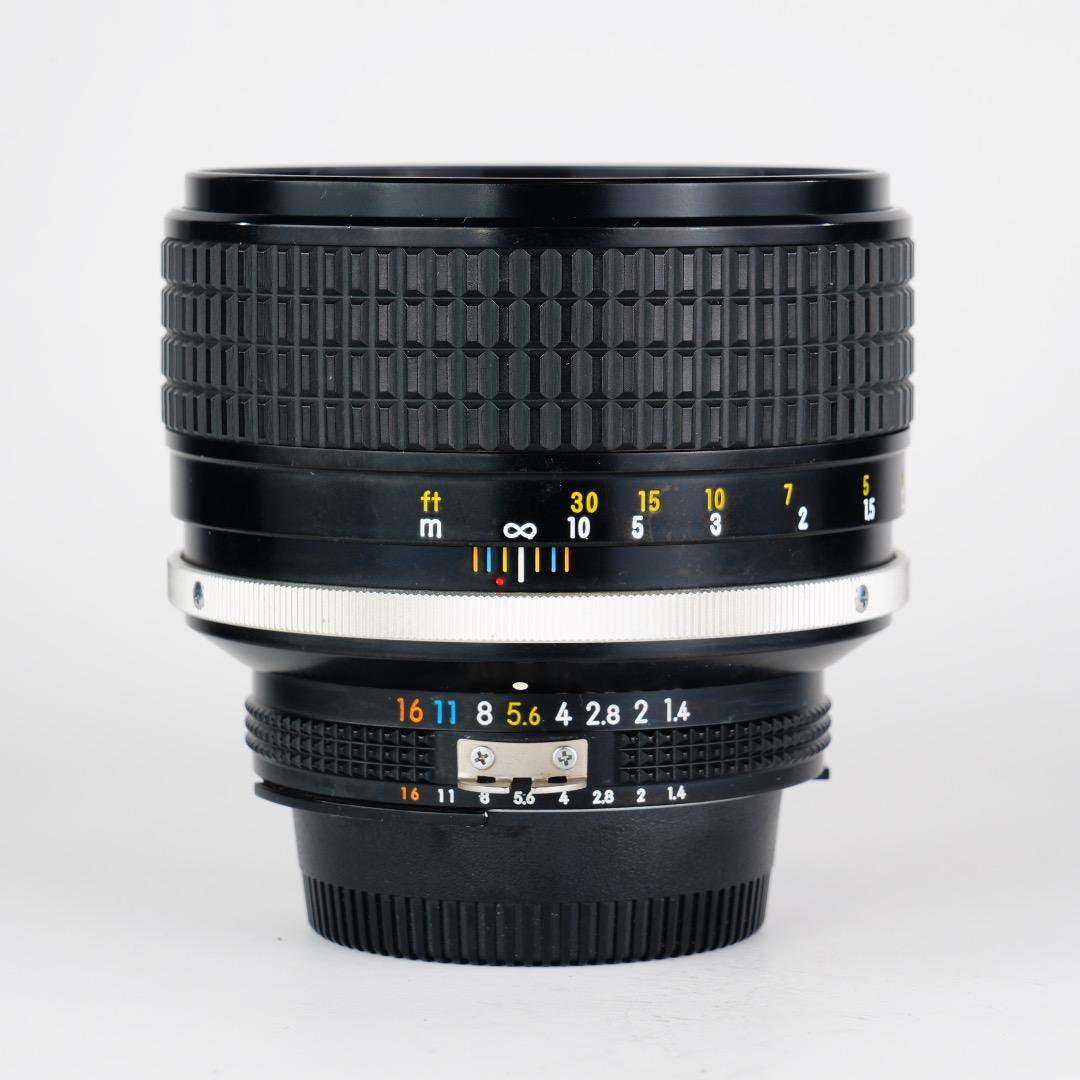 【極美品】動作◎ ニコン Ai-s Nikkor 85mm F1.4 257